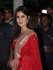 तस्वीरें: अमिताभ बच्चन और अनिल कपूर के घर की दिवाली पार्टी में लाल लिबास में परी लग रही हैं कटरीना कैफ