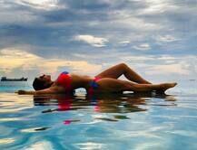 बिकिनी में सदाबहार मंदिरा बेदी ने शेयर की तस्वीर, इस वजह से लोग कर रहे हैं तारीफ