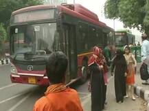 दिल्ली में चुनाव से पहले केजरीवाल का बड़ा दांव, डीटीसी बसों में आज से महिलाओं के लिए फ्री सफर