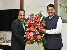 BJP सांसद का बड़ा दावा, शिवसेना के 45 विधायक CM फडणवीस के संपर्क में