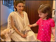 सोहा की बेटी इनाया ने किया गायत्री मंत्रोच्चार, हर तरफ हो रही जमकर तारीफ