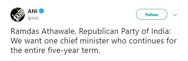 महाराष्ट्र: रामदास अठावले ने शिवसेना को दिया झटका, कहा- पांच साल के लिए हो एक सीएम, फडणवीस का किया समर्थन