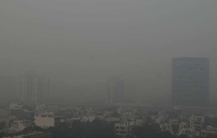 AQI extremely bad in Delhi Now construction works are banned only Central Vista will work ANN Delhi Pollution: AQI बेहद खराब! अब निर्माण कार्यों पर रोक, सिर्फ सेंट्रल विस्टा जैसे स्पेशल प्रोजेक्ट पर चलेगा काम