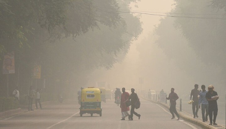 Delhi Weather Latest Update: Pollution reduce due to strong wind in Delhi Delhi Weather Update: दिल्ली में चली तेज हवाओं से मिली राहत, पहले से कम हुआ प्रदूषण
