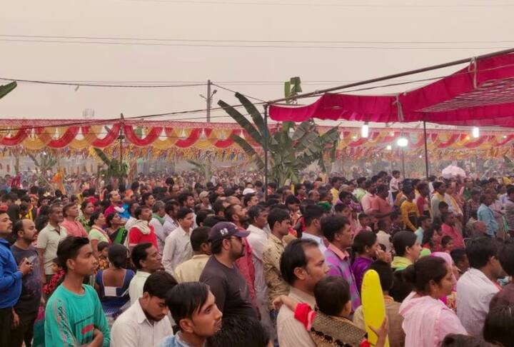 बता दें कि छठ पर्व को लेकर प्रधानमंत्री नरेंद्र मोदी, राष्ट्रपति रामनाथ कोविंद ने देशवासियों को बधाई दी है.