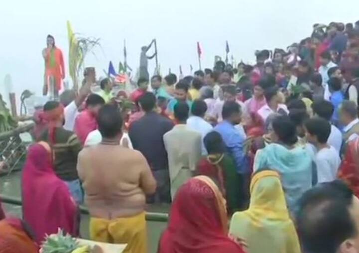 छठ पूजा में नियमों का बेहद अच्छे से ध्यान रखा जाता है. नहाए-खाए से शुरू होने वाले इस पर्व के अगले दिन खरना और फिर शाम का अर्घ्य और सुबह का अर्घ्य होता है.