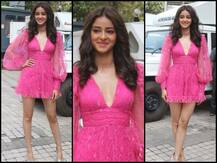 \'पति पत्नी और वो\' के ट्रेलर लॉन्च पर HOT पिंक आउटफिट में पहुंची अनन्या पांडे, देखें तस्वीरें