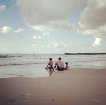 प्रेग्नेंसी में समंदर किनारे ब्वॉयफ्रेंड संग इंजॉय करती दिखीं कल्कि, सामने आईं खूबसूरत तस्वीरें