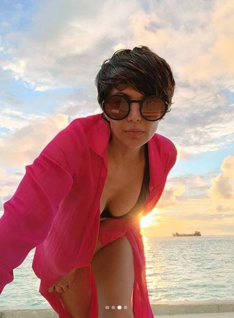 आपको बता दें कि मंदिरा बेदी की उम्र 47 साल हैं. (Photo Credit: @mandirabedi Instagram)