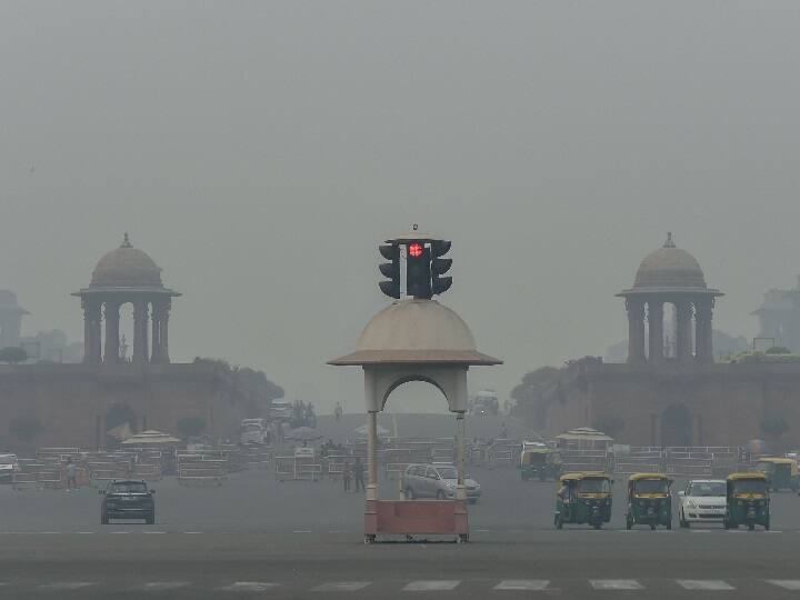 The quality of air in Delhi is 'very bad', experts warn- increasing pollution will also increase the risk of corona outbreak दिल्ली में हवा की क्वालिटी ‘बेहद खराब’ हुई, एक्सपर्ट्स की चेतावनी- प्रदूषण बढ़ने से कोरोना फैलने का खतरा भी बढ़ेगा