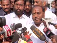 शिवसेना के छह मंत्रियों ने देवेंद्र फडणवीस से की मुलाकात, किसानों के लिए मुआवजे की मांग की