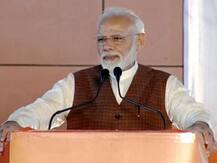 प्रदूषण पर पीएम मोदी बोले- पराली जलाने से रोकने के लिए किसानों को प्राथमिकता से मशीनें दी जाएं