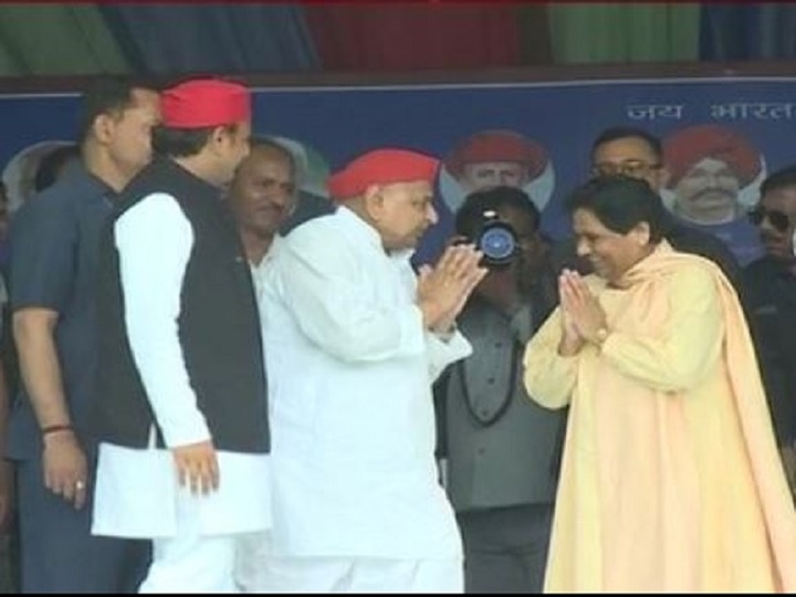  Guest house scandal- BSP chief Mayawati withdraws case against Mulayam Singh Yadav गेस्ट हाउस कांड: अब मायावती ने मुलायम के खिलाफ वापस लिया केस, इस रार ने दोनों को 24 साल तक दुश्मन बनाए रखा