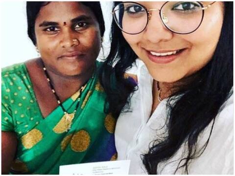Viral: पुणे की हाउसमेड का विजिटिंग कार्ड हुआ वायरल, देशभर से आ रहे हैं नौकरी के ऑफर Viral: पुणे की हाउसमेड का विजिटिंग कार्ड हुआ वायरल, देशभर से आ रहे हैं नौकरी के ऑफर