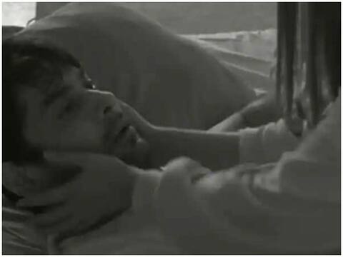 Bigg Boss 13: आधी रात छुपते-छुपाते सिद्धार्थ शुक्ला के बिस्तर में किस करने पहुंचीं शहनाज गिल, बुरी तरह डर गए सिद्धार्थ Bigg Boss 13: आधी रात छुपते-छुपाते सिद्धार्थ शुक्ला के बिस्तर में किस करने पहुंचीं शहनाज गिल, बुरी तरह डर गए सिद्धार्थ
