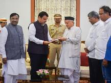 महाराष्ट्र: राज्यपाल ने BJP को दिया सरकार बनाने का न्योता, 11 नवंबर तक साबित करना होगा बहुमत