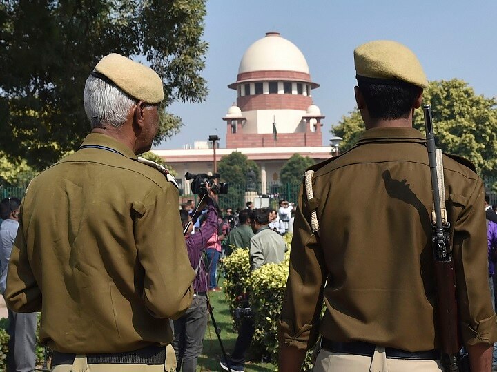 Supreme Court To Hear Pleas For Removing Protesters From Shaheen Bagh शाहीन बाग का रास्ता खुलेगा? सुप्रीम कोर्ट में आज दोपहर 11.45 बजे होगी सुनवाई