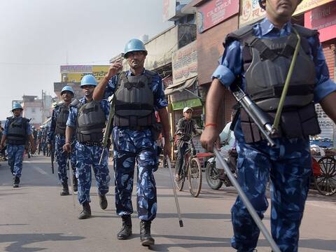 न फिजा में तनाव, न चेहरों पर शिकनः अयोध्या में गंगा जमुनी तहजीब है कायम न फिजा में तनाव, न चेहरों पर शिकनः अयोध्या में गंगा जमुनी तहजीब है कायम