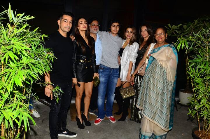 देर रात हुए इस सेलिब्रेशन का काफी सारी तस्वीरें हम आपके लिए लेकर आए हैं. इस तस्वीरों को देखने के लिए रुख कीजिए आगे की स्लाइड्स का. (Photo credit: Manav Manglani)