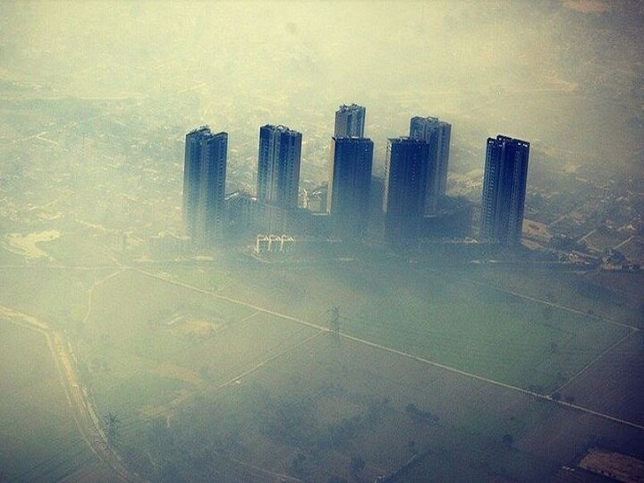 Due to Air Pollution in Delhi average age of peoples decreased by 1.7 years दिल्ली में प्रदूषण के कारण 1.7 गुना जीवन रिस्क बढ़ गया, भारत में लोगों की औसत उम्र में 1.7 साल कम हुई
