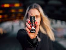 IPS ऑफिसर से सीखें, घर में कैसे बनाएं पैपर स्प्रे