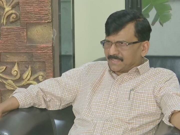 Maharastra: Shivsena Leader Sanjay Raut tweet on politics crises महाराष्ट्र में जोड़तोड़ के लिए बैठकों का दौर जारी, संजय राउत बोले- जीत होती है जब ठान लिया जाता है