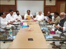 शिवसेना-कांग्रेस-NCP का कॉमन मिनिमम प्रोग्राम ड्राफ्ट तैयार, फाइनल करने के लिए शीर्ष नेताओं को भेजा जाएगा