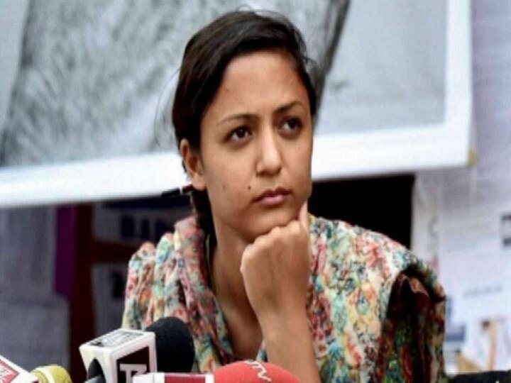 Give Pre-Arrest Notice To Shehla Rashid In Sedition Case: Delhi Court राजद्रोह मामला: कोर्ट ने कहा- शहला राशिद को गिरफ्तार करना है तो 10 दिन पहले जारी करे नोटिस