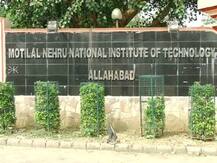 प्रयागराज: एमएनएनआईटी के प्रोफेसर पर छात्रा ने लगाए यौन उत्पीड़न के आरोप