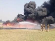 उन्नाव: मुआवजे की मांग को लेकर किसानों का उग्र प्रदर्शन, पावर सब स्टेशन में लगाई आग