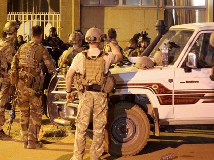 अफ्रीका: बुर्किना फासो की सेना ने एक हफ्ते के अंदर 32 आतंकवादियों को मार गिराया Burkina Faso army kills 32 terrorists in a week अफ्रीका: बुर्किना फासो की सेना ने एक हफ्ते के अंदर 32 आतंकवादियों को मार गिराया