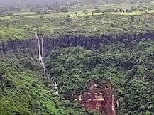 पातालकोट के लोग आज भी पानी को शुद्ध करने के लिए अपनाते हैं प्राकृतिक तरीके