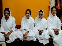 यूपी में इटावा की 3 ग्रेजुएट सगी बहनों सहित 4 ने त्यागा सांसारिक जीवन, अब जैन साध्वी बनेंगी
