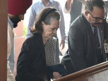 इलेक्टोरल बॉन्ड मामला: हमलावर कांग्रेस ने पीएम मोदी से मांगा जवाब, लोकसभा से किया वॉकआउट