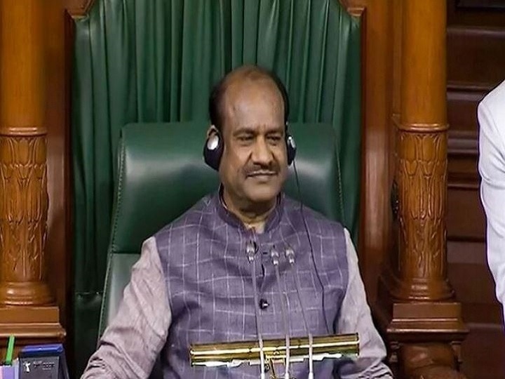 Lok Sabha Speaker Om Birla said- no government can jeopardize the constitution लोकसभा अध्यक्ष ओम बिड़ला ने कहा- देश में कोई भी सरकार संविधान को खतरे में नहीं डाल सकती