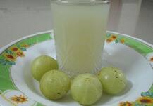 बैली फैट कम करना है तो डायट में शामिल करें आंवला जूस, जानें इसके फायदे