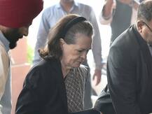 Exclusive: क्या फ्लोर टेस्ट में शिवसेना-कांग्रेस-एनसीपी गठबंधन की जीत होगी? पढ़ें सोनिया गांधी का जवाब