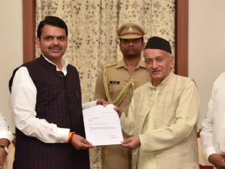 महाराष्ट्र में फडणवीस-अजित पवार के इस्तीफे से लेकर SC के आदेश तक, एक क्लिक में पढ़ें पूरा घटनाक्रम Maharashtra political crisis: Supreme Court order to devendra fadnavis resignation महाराष्ट्र में फडणवीस-अजित पवार के इस्तीफे से लेकर SC के आदेश तक, एक क्लिक में पढ़ें पूरा घटनाक्रम