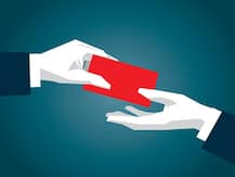 पिछले साल के मुकाबले रिश्वतखोरी की घटनाओं में आई 10 फीसदी की कमी- सर्वे