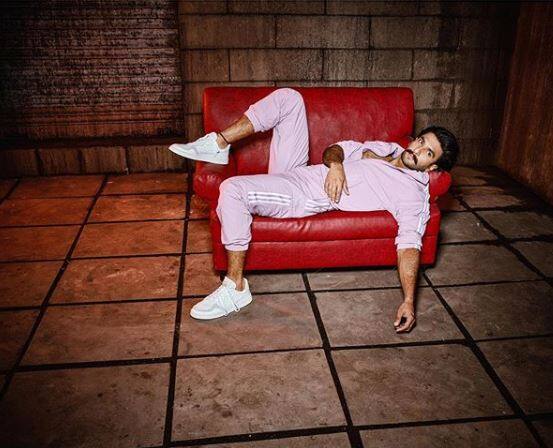 Ranveer Singh says stapled my stomach during a scene of Lootera 'लुटेरा' के एक सीन के लिए रणवीर सिंह ने खुद को पहुंचा ली थी चोट, अब किया खुलासा