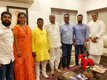 बहुजन विकास आघाड़ी के हितेंद्र ठाकुर ने अपने दो विधायकों के साथ शरद पवार से की मुलाकात, दिया समर्थन