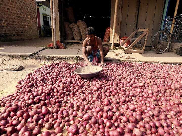 Government claims onion prices will start decreasing from this week सरकार का दावा, इस हफ्ते से घटने लगेंगे प्याज के दाम