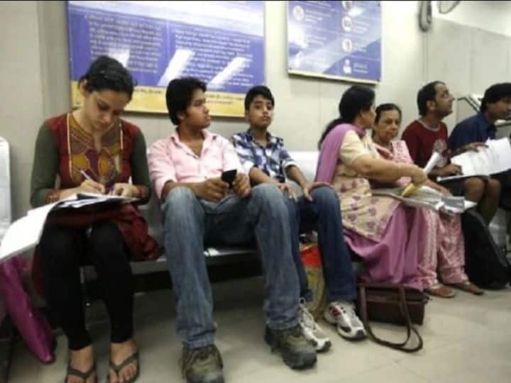 6.83 lacs posts vacant in government offices केंद्र सरकार के विभिन्न विभागों में 6.83 लाख से अधिक पद खाली, मंत्री ने लोकसभा में दी जानकारी