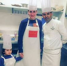 IN PICS: शेफ बने नन्हे तैमूर अली खान की CUTE तस्वीरें हो रहीं हैं वायरल, मम्मी करीना भी आईं नजर