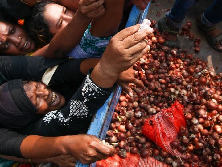 Modi government to import Onions from Turkey मिस्र के बाद अब तुर्की से भी प्याज आयात करेगी सरकार, लेकिन महंगाई से फिलहाल राहत नहीं