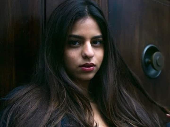 Suhana Khan shows off her curls in new pics फिर सोशल मीडिया पर छाईं सुहाना खान, न्यूयॉर्क से सामने आई ये खूबसूरत तस्वीर