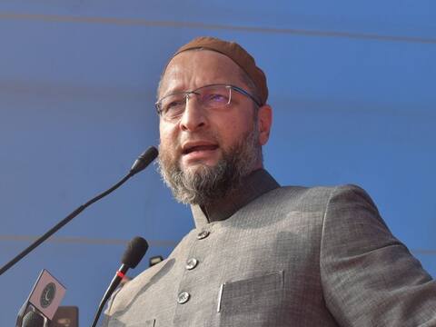 झारखंड विधानसभा चुनाव: असदुद्दीन ओवैसी बोले- बीजेपी को रोको लेकिन कांग्रेस भी दूध की धुली नहीं झारखंड विधानसभा चुनाव: असदुद्दीन ओवैसी बोले- बीजेपी को रोको लेकिन कांग्रेस भी दूध की धुली नहीं