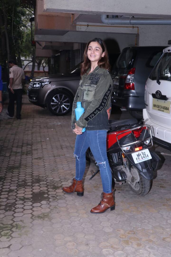 आपको बता दें कि आलिया भट्ट फिलहाल फिल्म 'ब्रह्मास्त्र' में काम कर रही हैं. (तस्वीर: मानव मंगलानी)