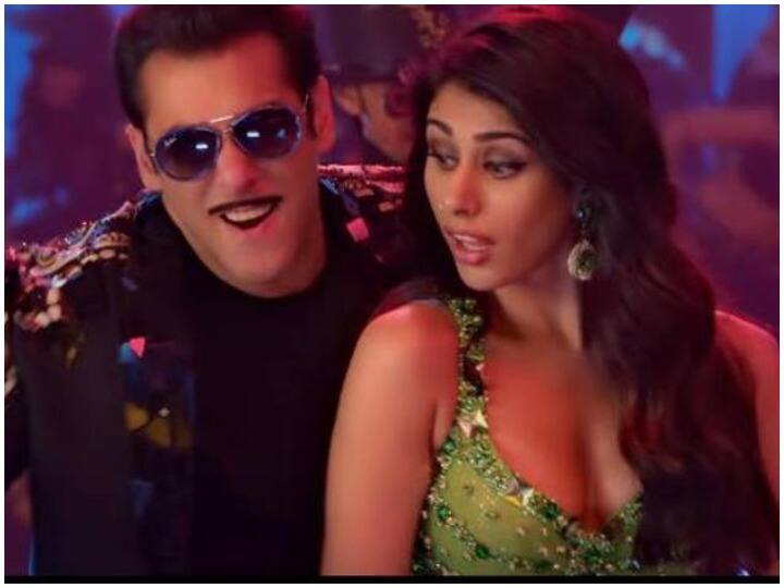 Salman Khan on Dabangg 3 song Munna badnam says they wanted to make it ridiculous but songs finally sounds good 'मुन्ना बदनाम' को लेकर बोले सलमान खान- हम इसे खराब बनाना चाहते थे पर ये अच्छा बन गया