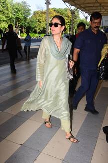 In Pics: अखबार थामे एयरपोर्ट पर स्पॉट हुईं करीना कपूर खान, ट्रेडिशनल लुक में सामने आई खूबसूरत तस्वीरें